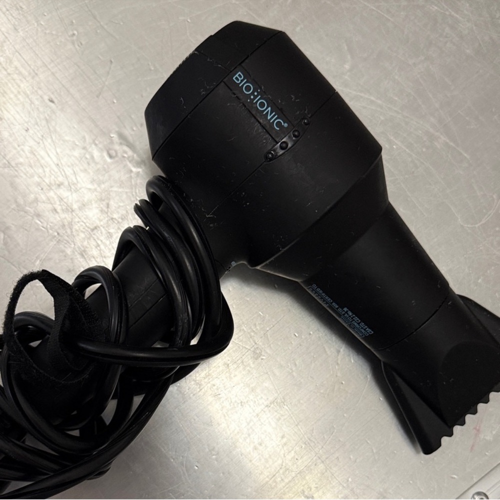 Bio Ionic Black Hair Dryer - Picture 3 of 4
